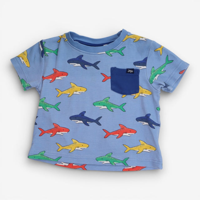 T-shirt blue with sharks