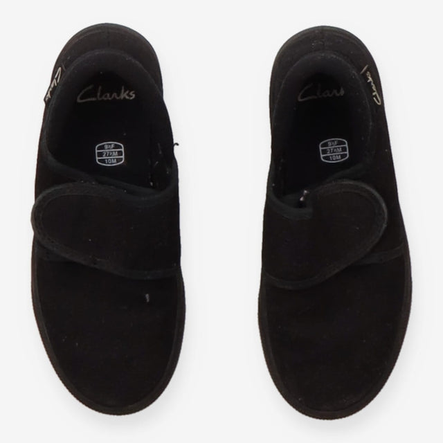 Black P.E pumps