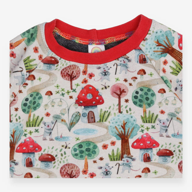 Samitty Sews Sweater Toadstool Mouse Village