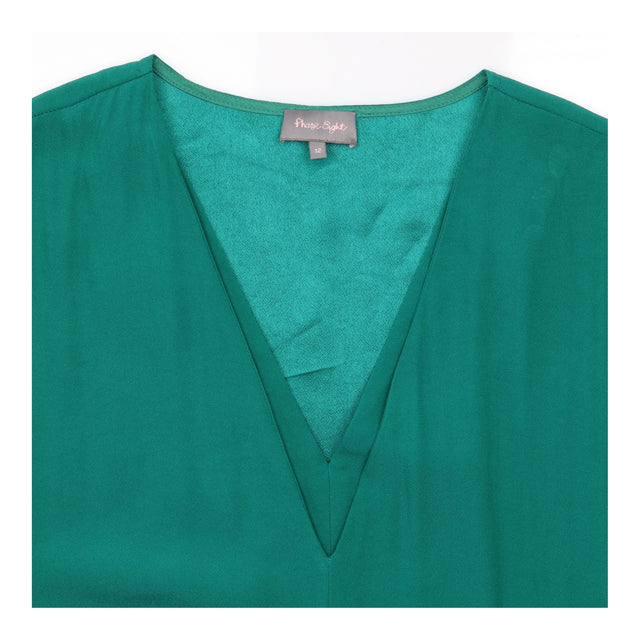 Dress Emerald Green V Neck