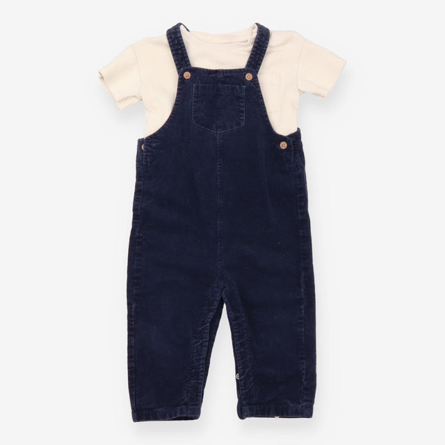 Navy Dungarees and Cream T-shirt Outfit