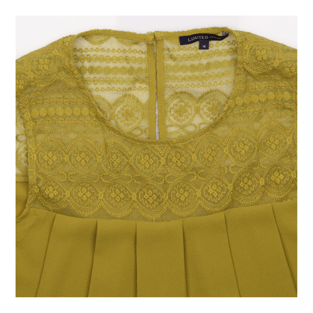 Olive Green Crochet Lace Yoke Box Pleated Sleevele