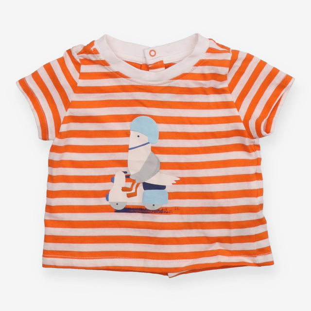 Outfit blue dungarees orange stripe SS tee seagull