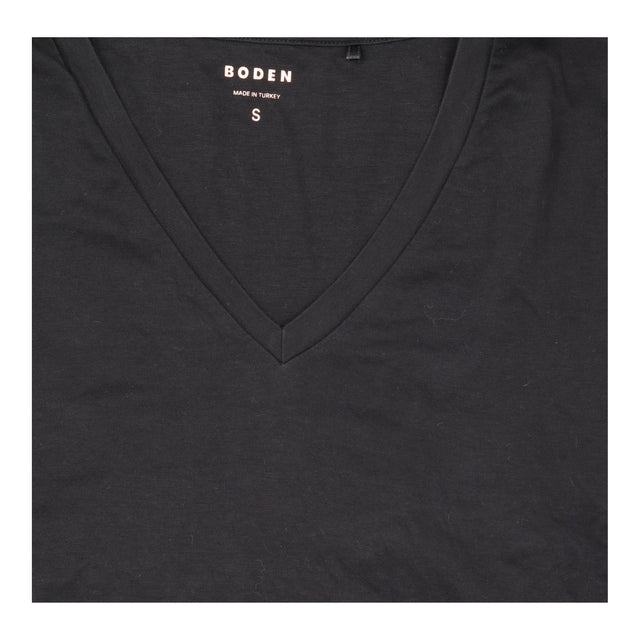 T Shirt Black V Neck