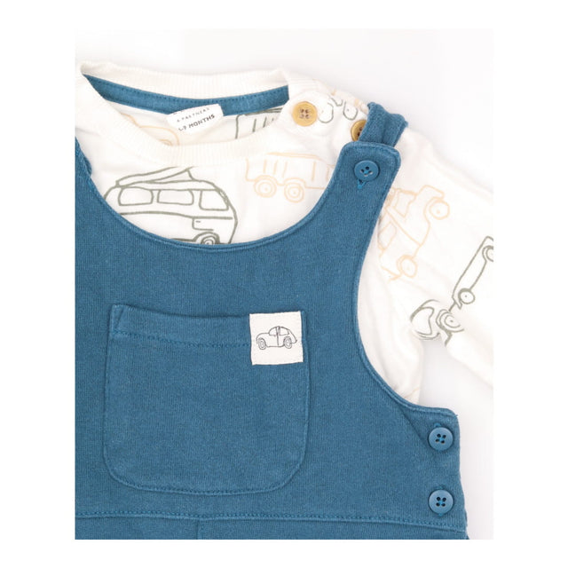 Outfit teal jersey dungarees cream sweater cars