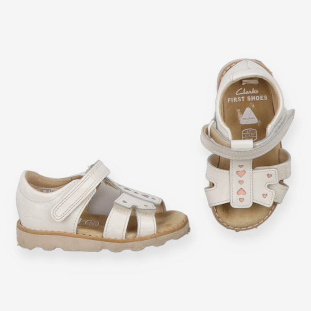 Sandals White Heart Velcro Straps