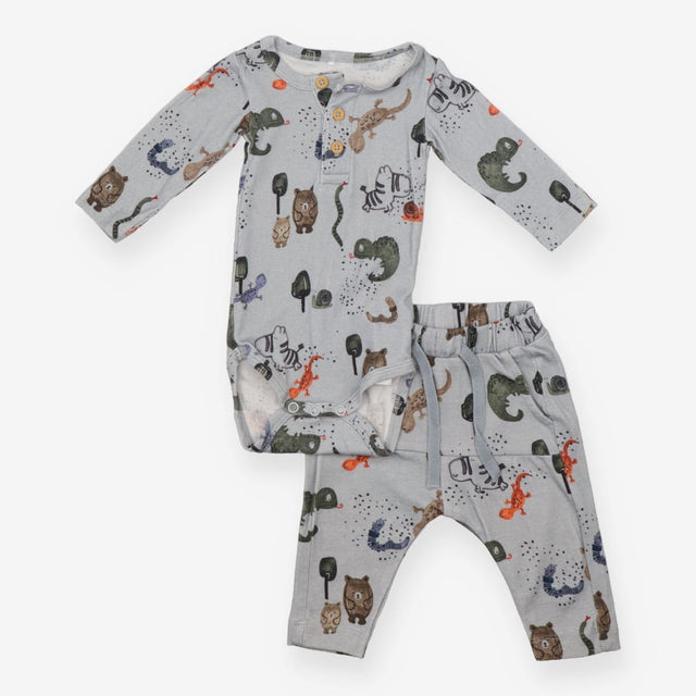 Outfit Bodysuit and leggings grey bears lizards