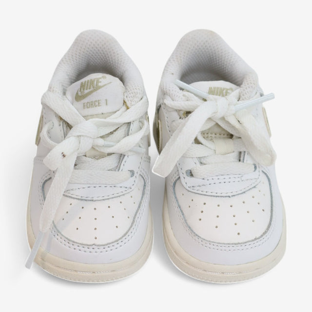 Trainers Nike Force 1 White & Gold
