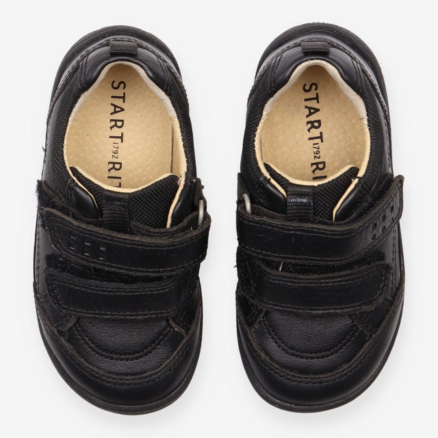 Shoes black velcro