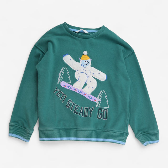 Sweater green snowboarding yeti