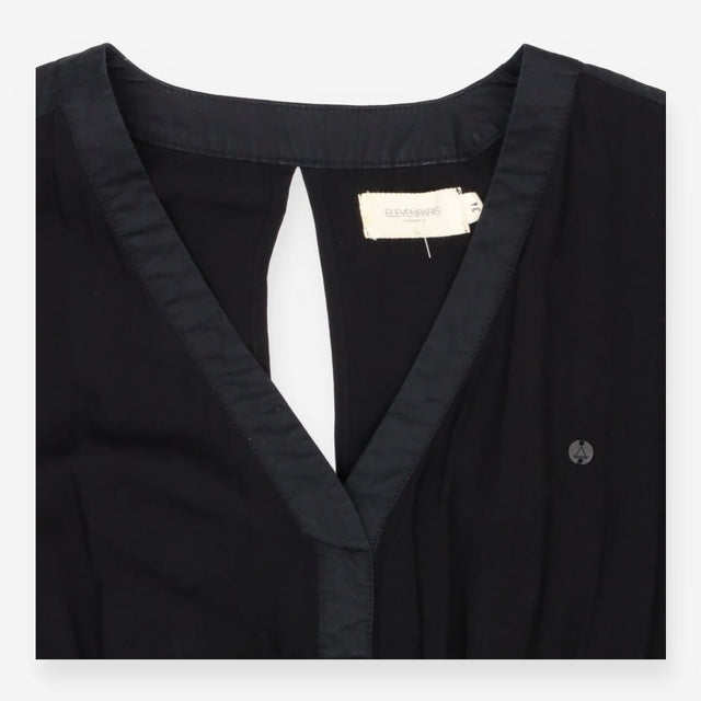 Dress black keyhole back