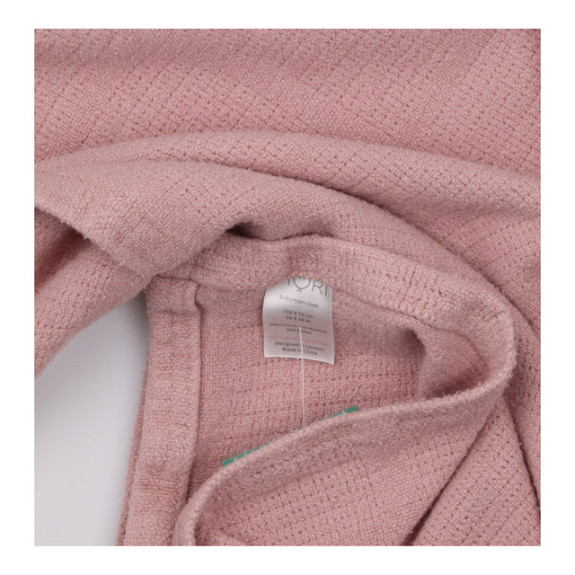 Pink baby blanket