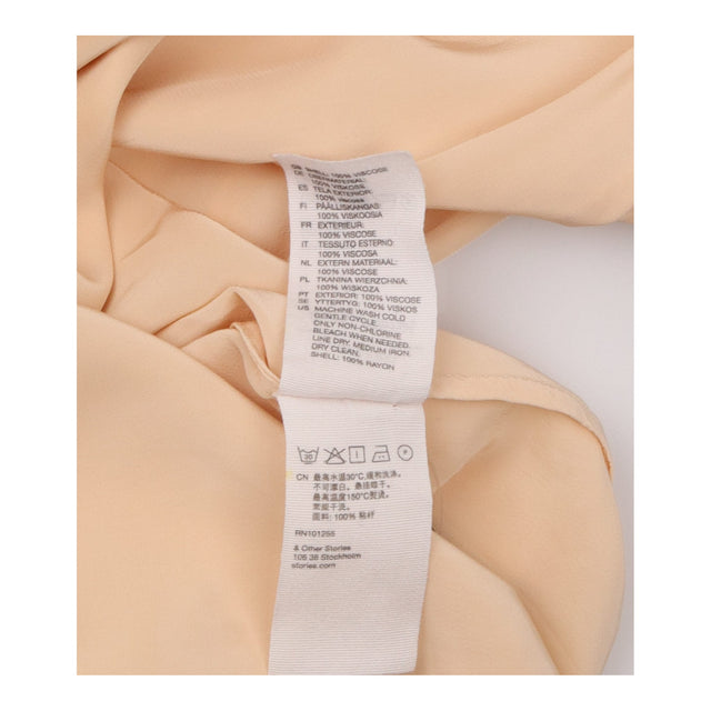 Blush Pink 100% Viscose Round Neck Sleeveless Zip