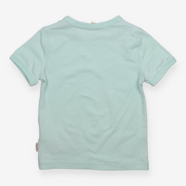 T-shirt light green
