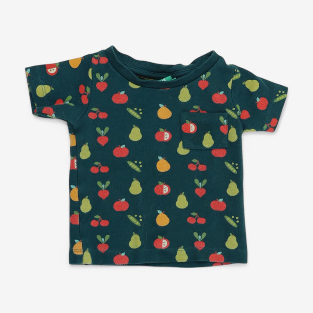 Tee green vegetable with pocket