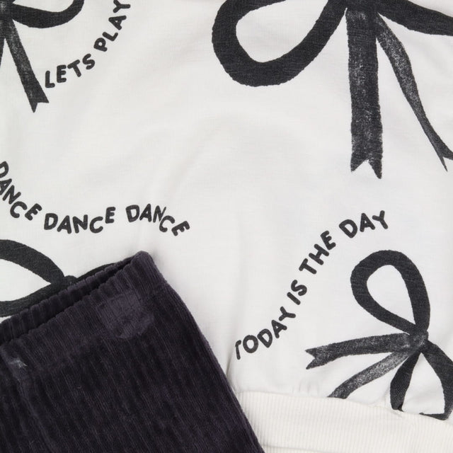 Sweater White Black Bows and Ribbed Leggings