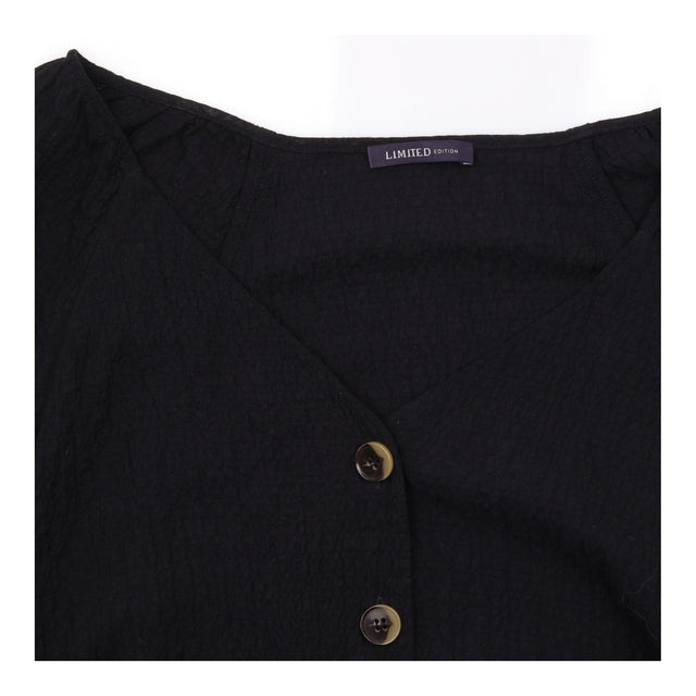 Black Crinkle Textured Modal Stretch V Neck Button