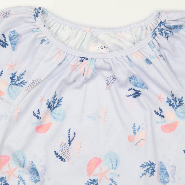 Nighties light purple under the sea