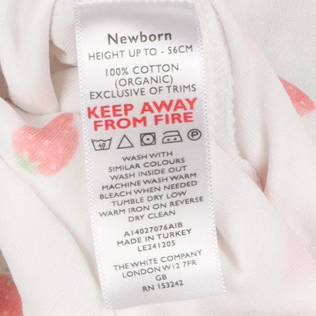Sleepsuit white with strawberries
