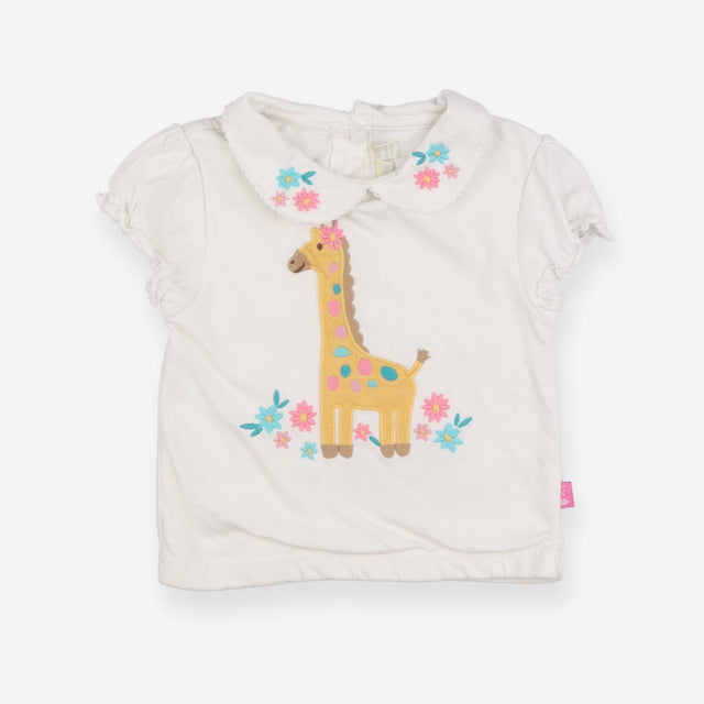 White t-shirt with giraffe and floral collar