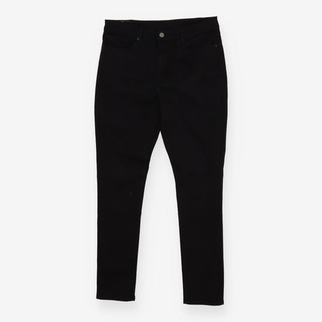 Levi's Black skinny jeans