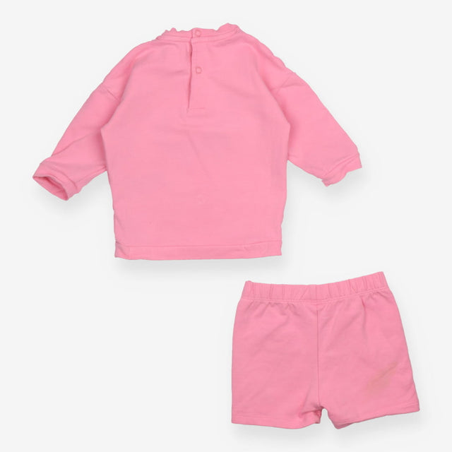 Outfit Bright pink sweatshirt shorts Sunny Days