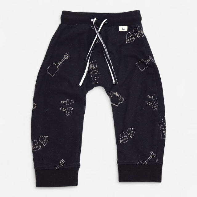2 piece jersey joggers and jumper black gardening 