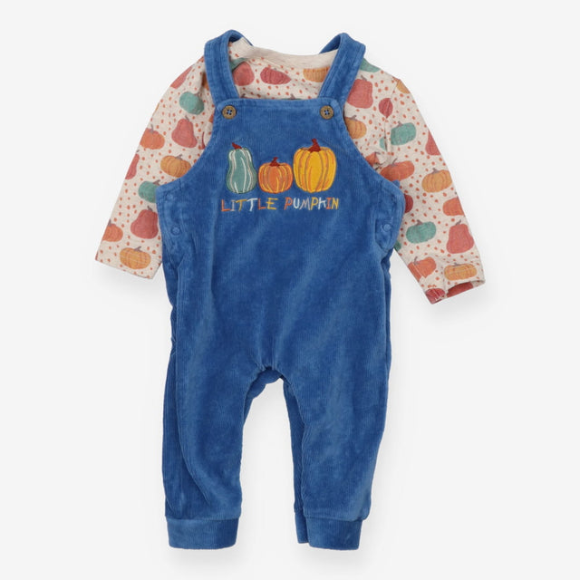 Dungarees and tee little pumpkin