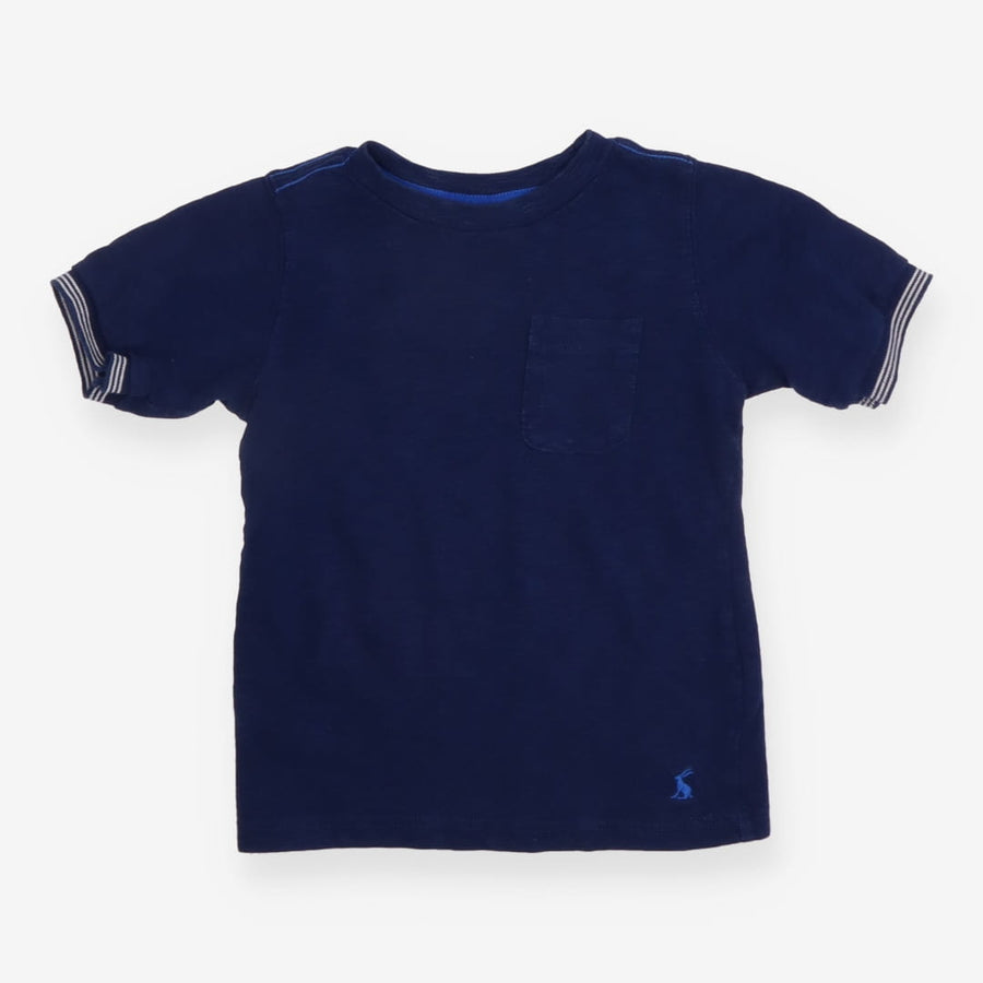 Navy t-shirt with pocket