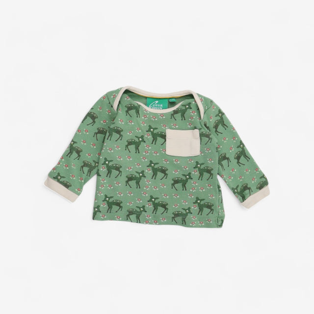 Green long sleeve t shirt with deer print and pock