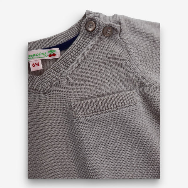Beige knit sweater with pocket