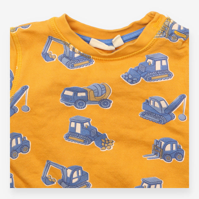 Sweater yellow with multi construction vehicles