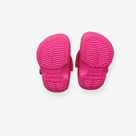 Crocs neon pink