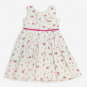 Dress sleeveless white with flowers