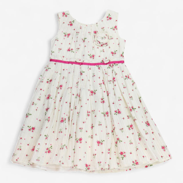 Dress sleeveless white with flowers