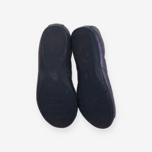 Navy dolly shoes