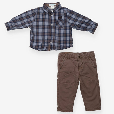 Outfit brown and blue trousers and shirt