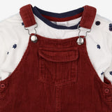 Outfit maroon cord dungarees LS cream tee blue lea