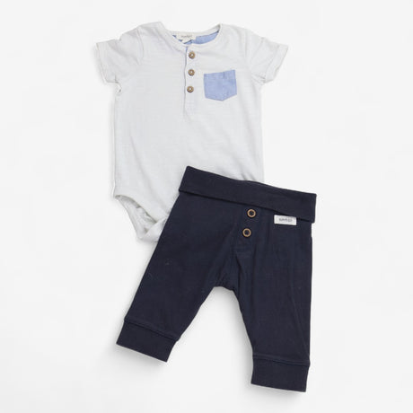 Outfit White Bodysuit with Blue Pocket and Blue Jo