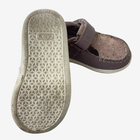 Pink Crest Leather Shoe