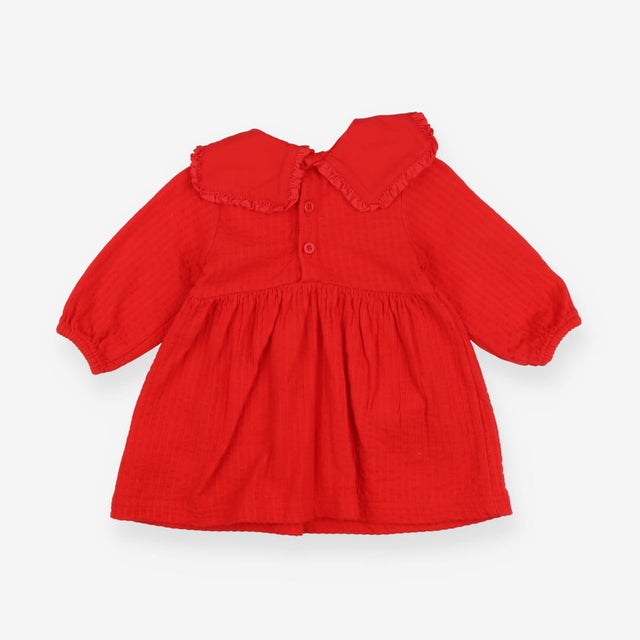 Dress red collared cupcakes