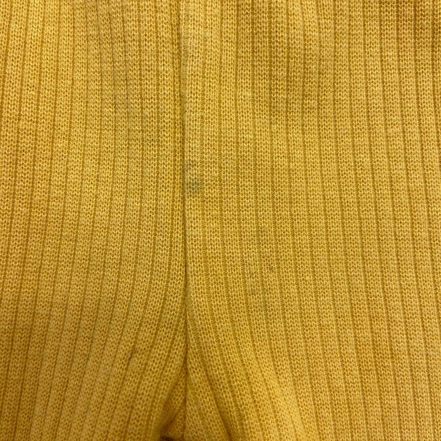 Yellow rib button cuffed leggings