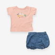 Outfit denim shorts peach SS tee ducks