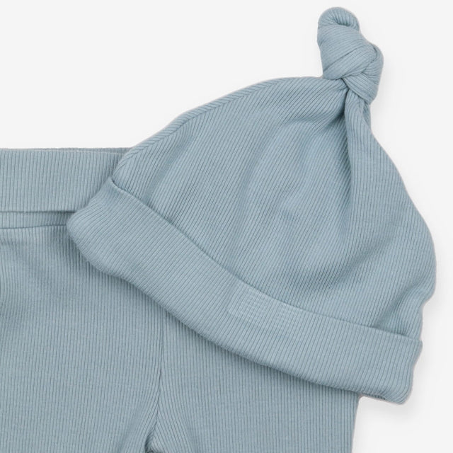 Ribbed Leggings Hat and Whale Comforter
