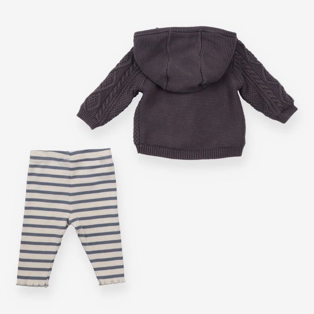 Knit Cardigan and Leggings Outfit 