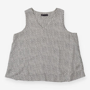 Blouse white with black squares sleeveless