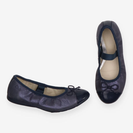 Navy dolly shoes