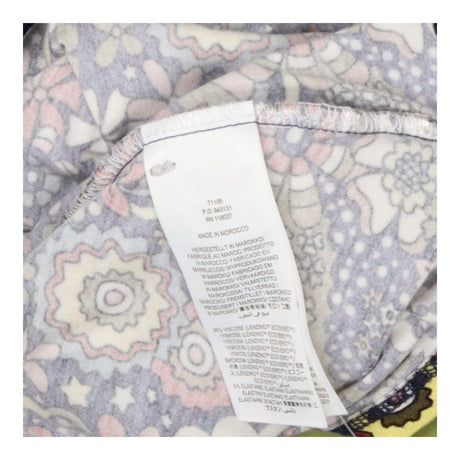 T-shirt muted retro pattern wrap