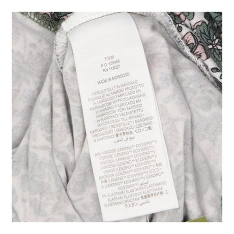 T-shirt green floral wrap