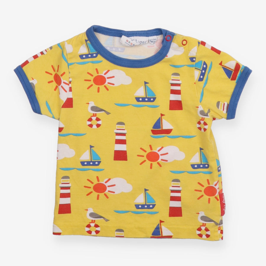 T-shirt yellow seaside